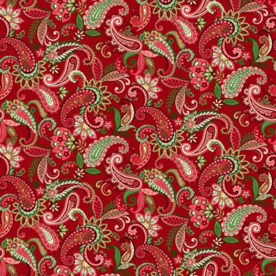 Tela de algodón 100% con estampado navideño de motivos de cachemir y detalles ornamentales en tonos verdes, rosas y cremas sobre un fondo rojo intenso de Studio E.